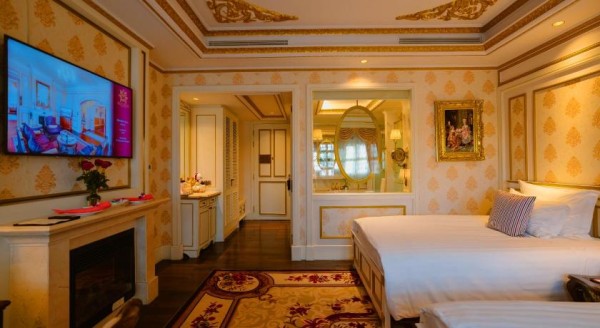 Ảnh chi tiết phòng dalat-palace-heritage-hotel-royal-superior-vivatrip-03.jpg