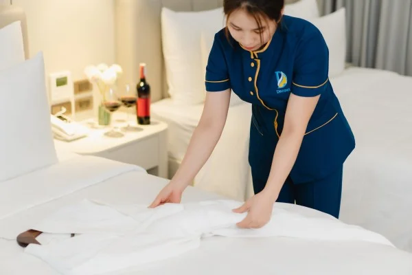 Ảnh chi tiết phòng danitel-halong-standard-vivatrip-08.webp