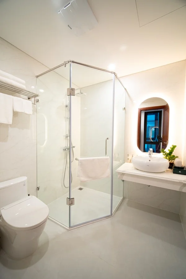 Ảnh chi tiết phòng danitel-halong-superior-vivatrip-04.webp