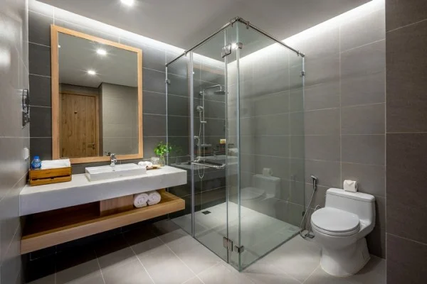 Ảnh chi tiết phòng delasea-ha-long-deluxe-king-ocean-vivatrip-02.webp