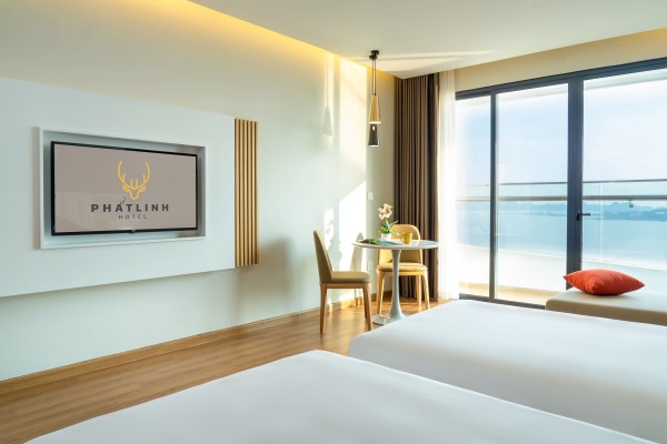 Ảnh chi tiết phòng delasea-ha-long-deluxe-twin-ocean-vivatrip.jpg