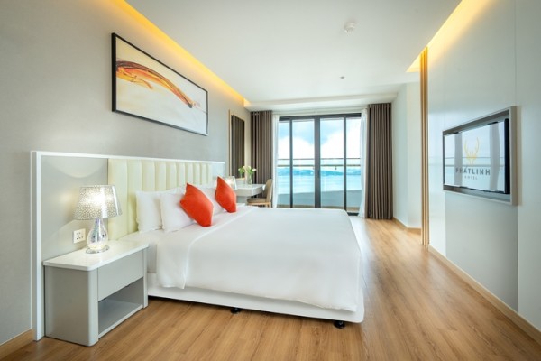 Ảnh chi tiết phòng delasea-ha-long-suite-ocean-view-vivatrip-05.jpg