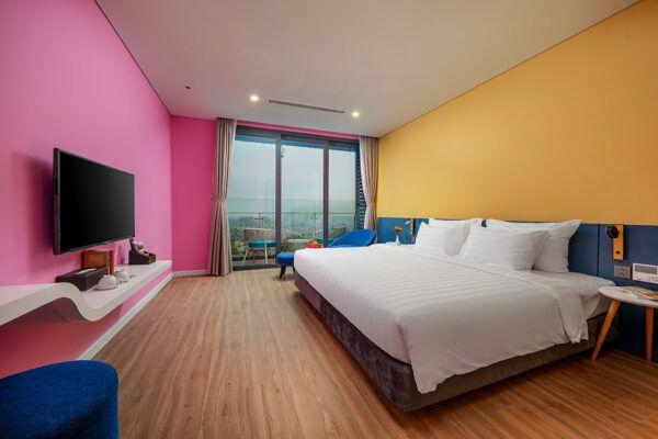 Ảnh chi tiết phòng deluxe-room-flamingo-hai-tien-3-1-600x400.jpg