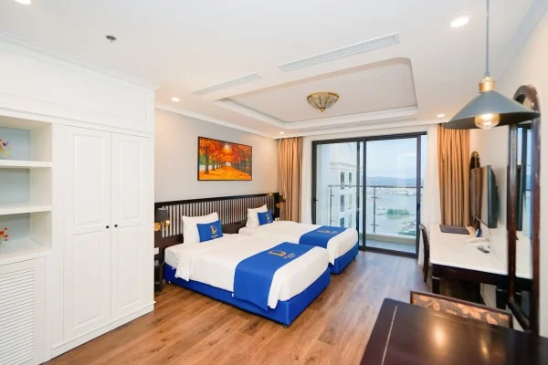 Ảnh chi tiết phòng dlioro-hotel-resort-family-suite-vivatrip-04.webp
