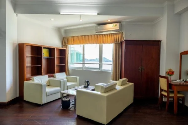 Ảnh chi tiết phòng draco-qk3-cat-ba-hotel-suite-deluxe-vivatrip-04.webp