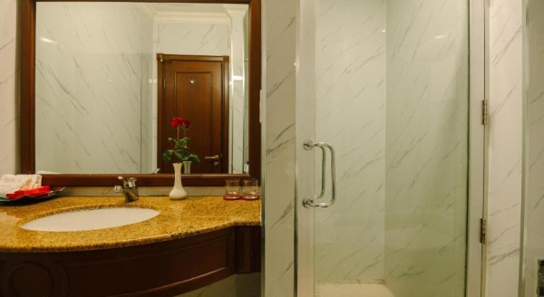 Ảnh chi tiết phòng du-parc-hotel-dalat-deluxe-room-vivatrip.jpg