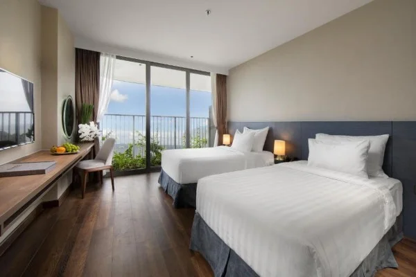 Ảnh chi tiết phòng flamingo-grand-cat-ba-resort-phong-premier-ocean-co-2-giuong-co-king-vivatrip-05.webp