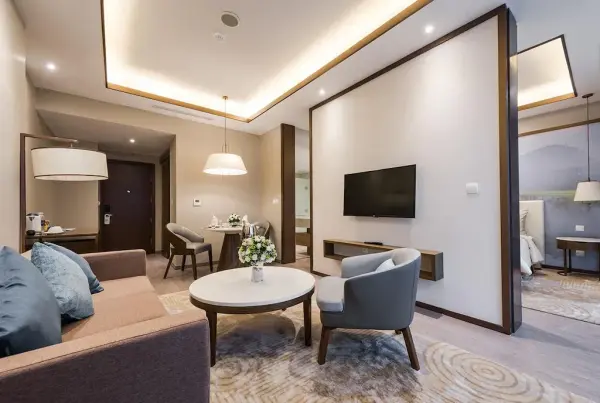 Ảnh chi tiết phòng Premier giường King (Premier King) 12