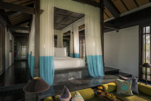 Ảnh chi tiết phòng four-seasons-resort-the-nam-hai-hoi-an-vietnam-biet-thu-1-phong-ngu-vivatrip-12.webp
