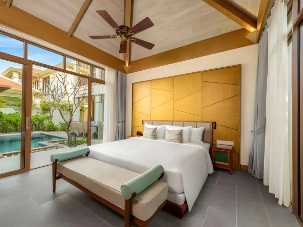 Ảnh chi tiết phòng fusion-resort-villas-da-nang-four-bedroom-premium-vivatrip-03.webp
