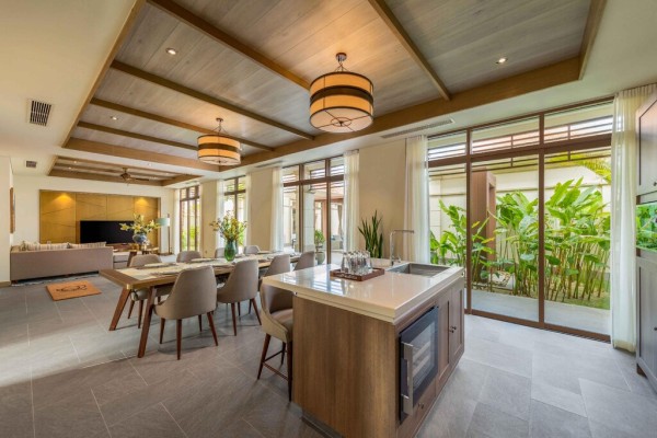 Ảnh chi tiết phòng Four Bedroom Premium Villa with Private Pool - Spa Inclusive 16