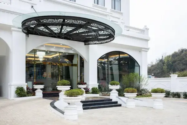 Ảnh Glenda Towner Mộc Châu - Bể bơi bốn mùa