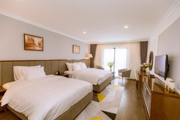 Ảnh chi tiết phòng glory-resort-son-tay-phong-deluxe-2-giuong-don-vivatrip-02.jpg