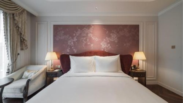 Ảnh chi tiết phòng golden-sun-hotel-dalat-grand-suite-vivatrip.jpg