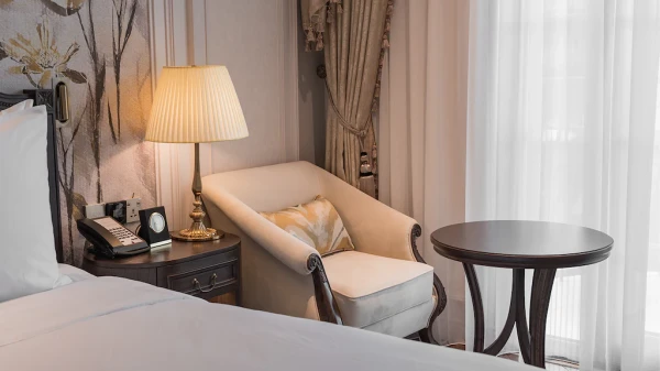 Ảnh chi tiết phòng Phòng Loại Sang Giường Đôi (Deluxe Double Room) 12