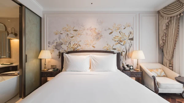 Ảnh chi tiết phòng golden-sun-hotel-dalat-phong-loai-sang-giuong-doi-vivatrip-11.webp