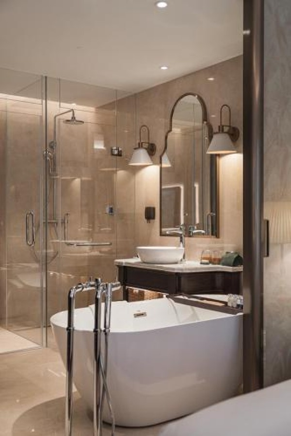 Ảnh chi tiết phòng golden-sun-hotel-dalat-phong-loai-sang-giuong-doi-vivatrip.jpg