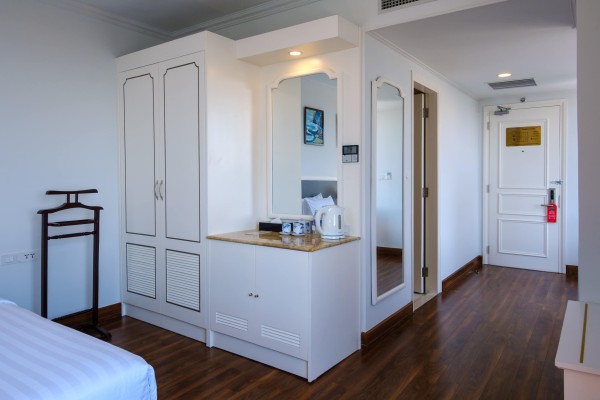 Ảnh chi tiết phòng ha-long-dream-hotel-deluxe-double-vivatrip-03.jpg