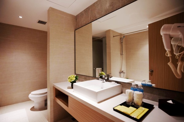 Ảnh chi tiết phòng ha-long-pearl-hotel-exutive-suite-vivatrip.jpg