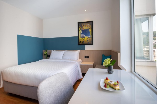 Ảnh chi tiết phòng ha-long-pearl-hotel-premium-deluxe-vivatrip-02.jpg