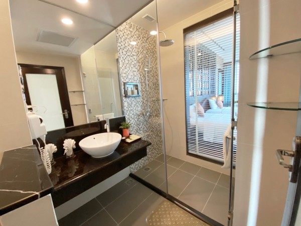 Ảnh chi tiết phòng Deluxe Double 8