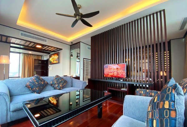 Ảnh chi tiết phòng halong-palace-hotel-place-suite-vivatrip.jpg