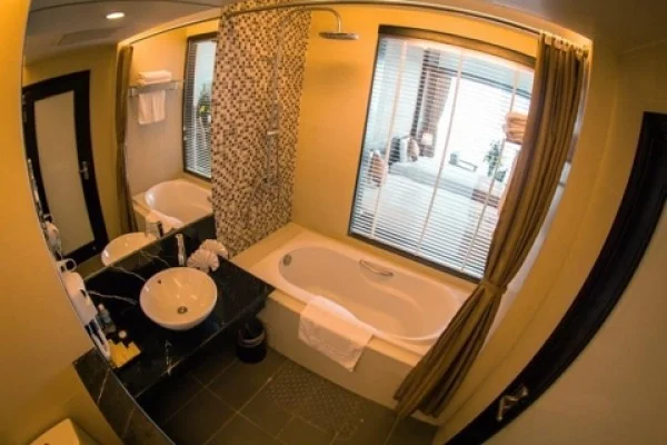 Ảnh chi tiết phòng halong-palace-hotel-premium-twin-vivatrip-02.webp