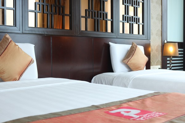 Ảnh chi tiết phòng halong-palace-hotel-premium-twin-vivatrip-03.jpg
