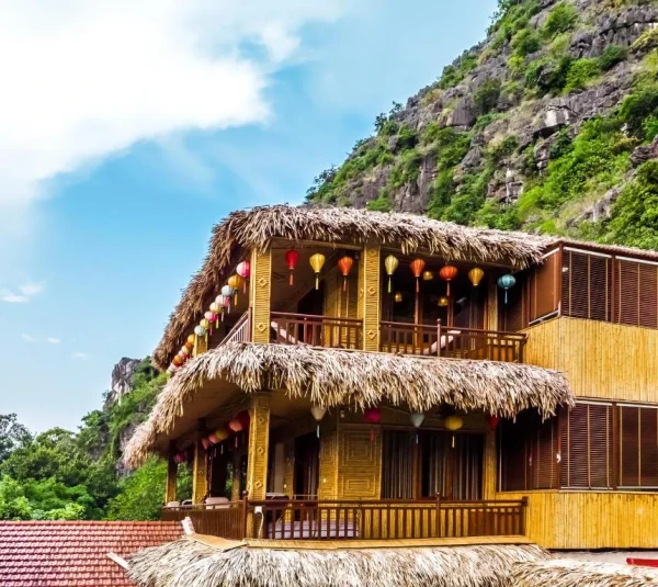 Ảnh chi tiết phòng hang-mua-ecolodge-ninh-binh-phong-gia-dinh-co-ban-cong-vivatrip-06.webp