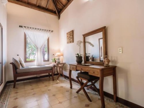 Ảnh chi tiết phòng ho-tram-beach-boutique-resort-spa-phong-premier-vivatrip.jpg