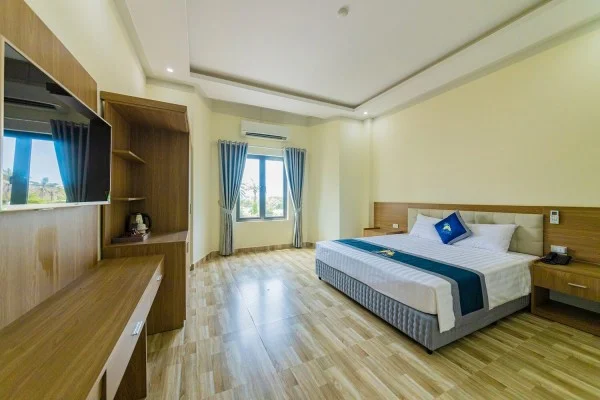 Ảnh chi tiết phòng holiday-hon-dau-resort-standard-double-vivatrip-05-1.webp