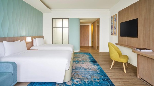 Ảnh chi tiết phòng holiday-inn-resort-ho-tram-beach-phong-tieu-chuan-2-giuong-don-vivatrip.jpg