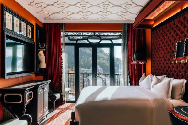 Ảnh chi tiết phòng hotel-de-la-coupole-mgallery-suite-deluxe-vivatrip-04.jpg