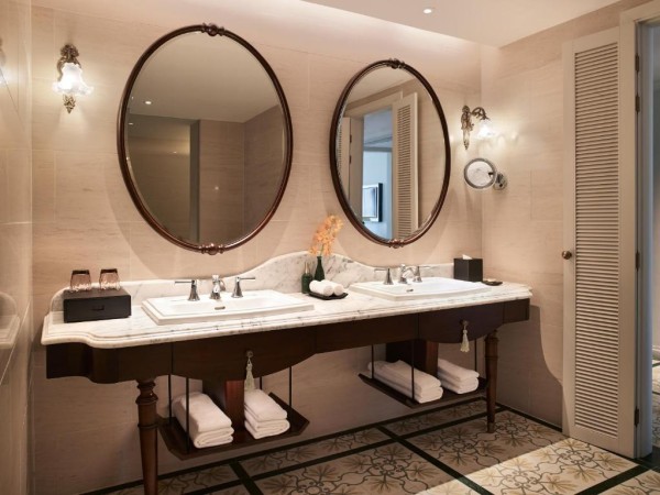 Ảnh chi tiết phòng hotel-perle-dorient-cat-ba-mgallery-junior-suite-vivatrip.jpg