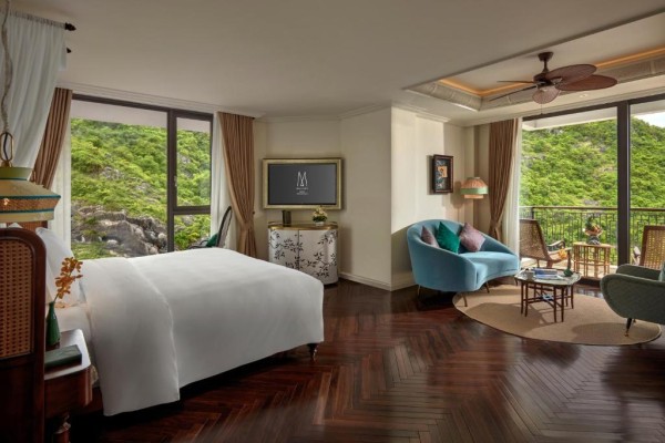 Ảnh chi tiết phòng hotel-perle-dorient-cat-ba-mgallery-suite-deluxe-vivatrip-05.jpg