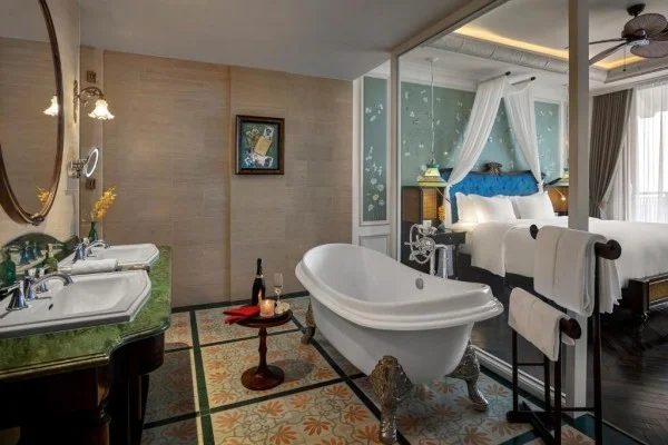 Ảnh chi tiết phòng hotel-perle-dorient-cat-ba-mgallery-suite-executive-vivatrip-05.webp