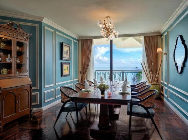 Ảnh chi tiết phòng hotel-perle-dorient-cat-ba-mgallery-suite-hang-tong-thong-vivatrip-03.jpg