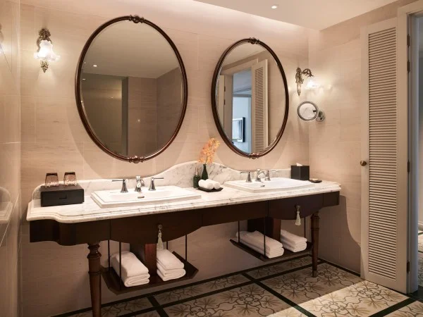 Ảnh chi tiết phòng hotel-perle-dorient-cat-ba-phong-junior-suite-vivatrip-02.webp