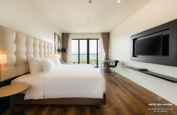 Ảnh chi tiết phòng hotel-soleil-ha-long-executive-suite-vivatrip-03.jpg