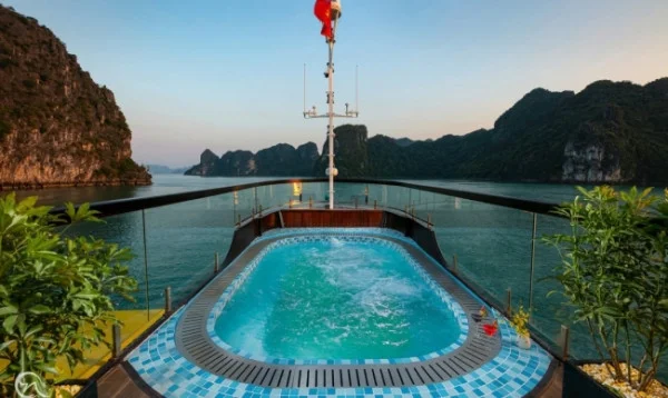 Ảnh Du Thuyền Nostalgia