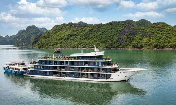 Ảnh Du Thuyền Doris