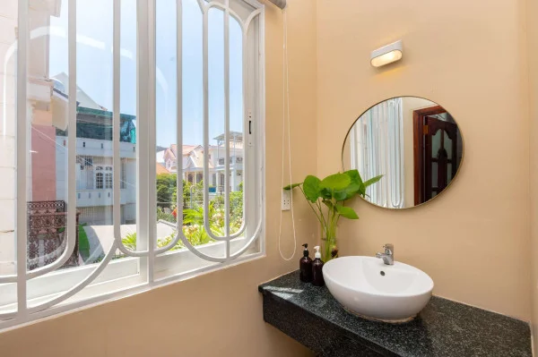 Ảnh 25 Lạc Long Quân - 23