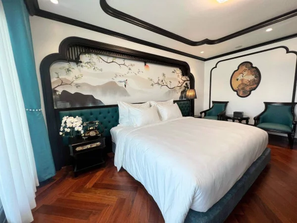 Ảnh Catherine Cruise - 8