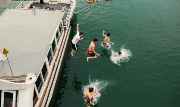 Ảnh Du Thuyền Genesis Regal - 7