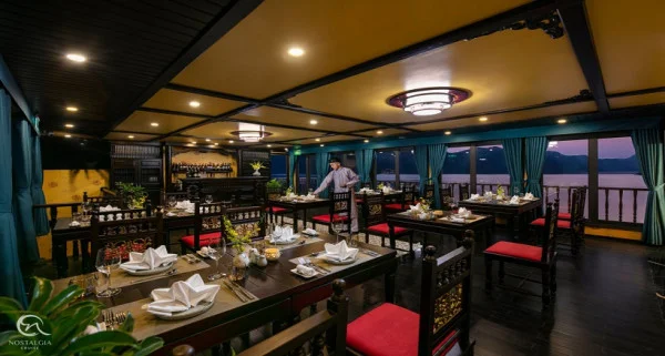 Ảnh Du Thuyền Nostalgia