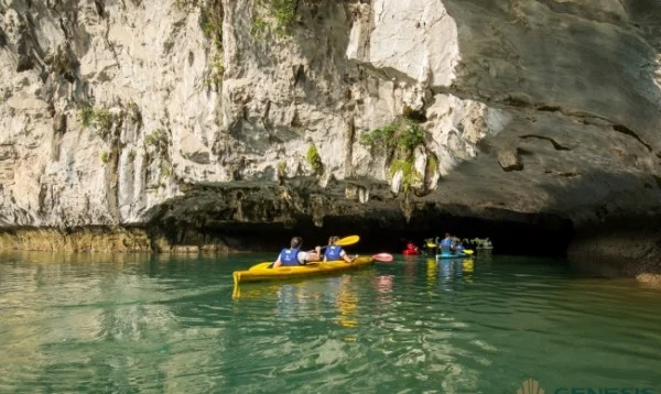 Ảnh Du Thuyền Genesis Regal - 18