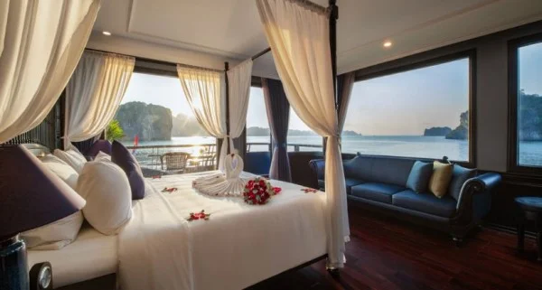 Ảnh Du Thuyền Rosy