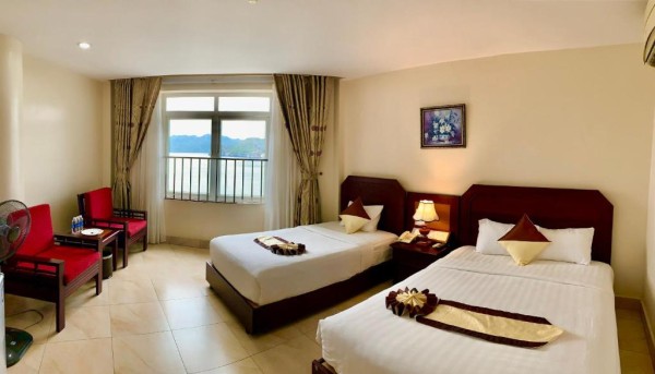 Ảnh chi tiết phòng Phòng Deluxe 3 Người Nhìn Ra Biển 7