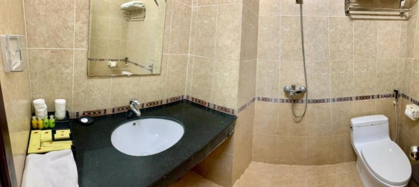 Ảnh chi tiết phòng hung-long-harbour-hotel-phong-giuong-doi-vivatrip-04.jpg