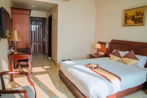 Ảnh chi tiết phòng hung-long-harbour-hotel-phong-giuong-doi-vivatrip.jpg